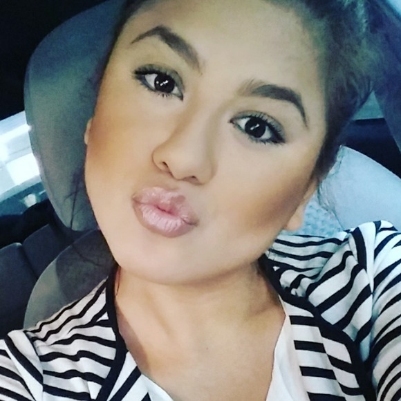 Meet your Posher, Katherine - Picture 1 of 1